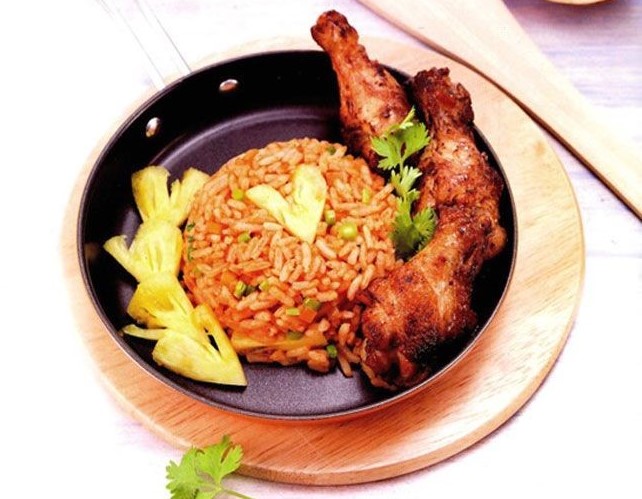 ข้าวผัดน่องไก่