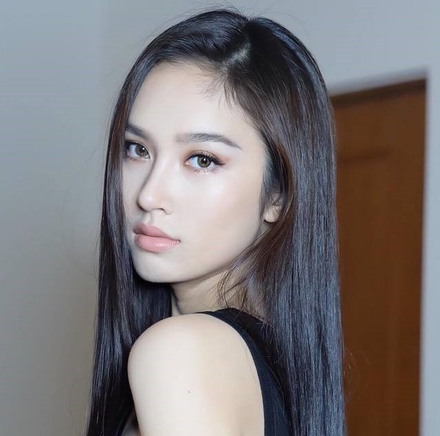 ปอย ตรีชฎา