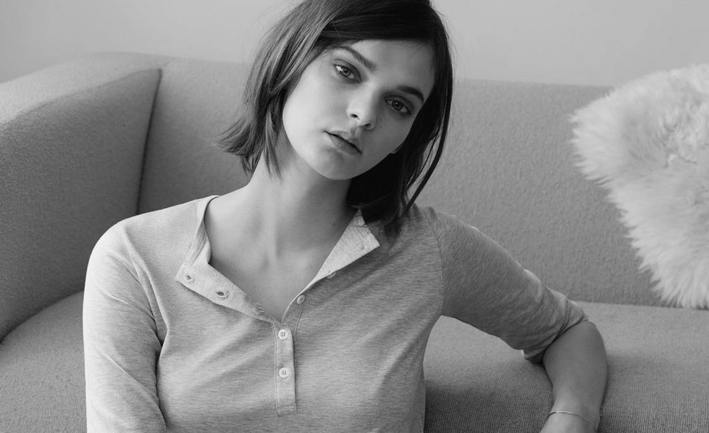 ผู้หญิงทรงผมสั้น