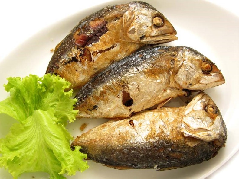 ปลาทูทอด