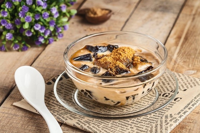 เฉาก๊วยนมสด