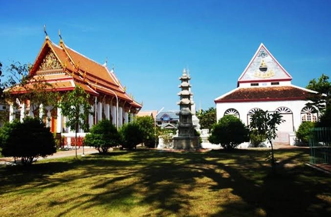 หลวงพ่อนาค วัดมัชฌิมาวาส จังหวัดอุดรธานี