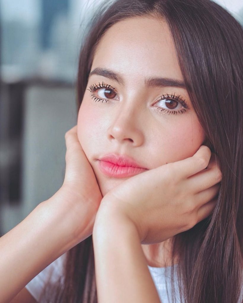 ญาญ่า อุรัสยา ประวัติ
