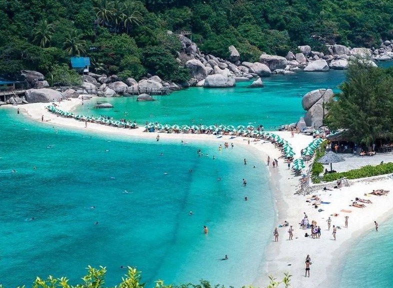 2 เกาะนางยวน จังหวัดสุราษฎร์ธานี