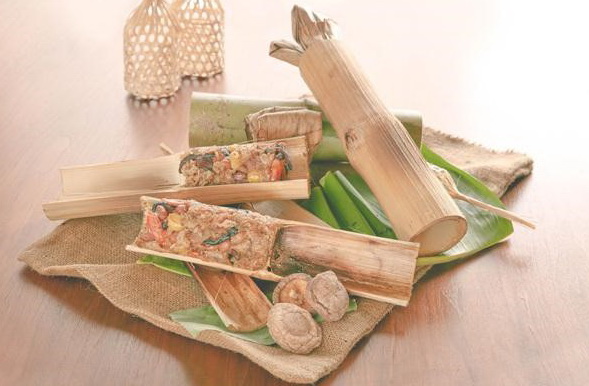 5 ข้าวหลามบะจ่าง จังหวัดนครปฐม