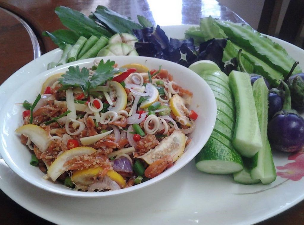 6 ยำกุ้งจ่อม จังหวัดบุรีรัมย์