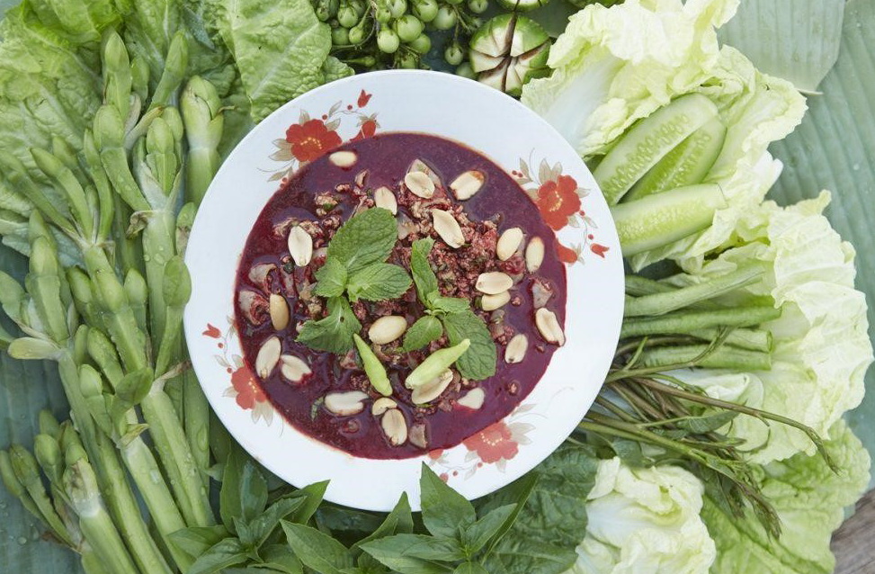 8 เลือดแปลง จังหวัดมุกดาหาร