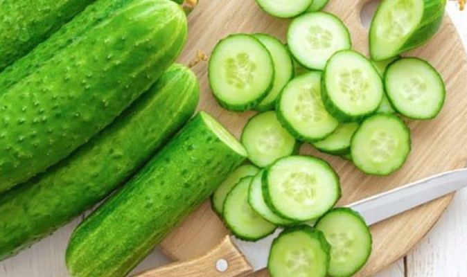 9 แตงกวา