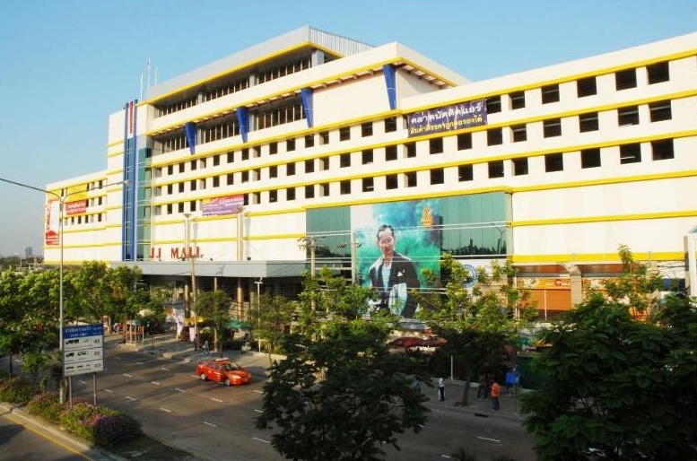 2 เจ เจ มอลล์ -1